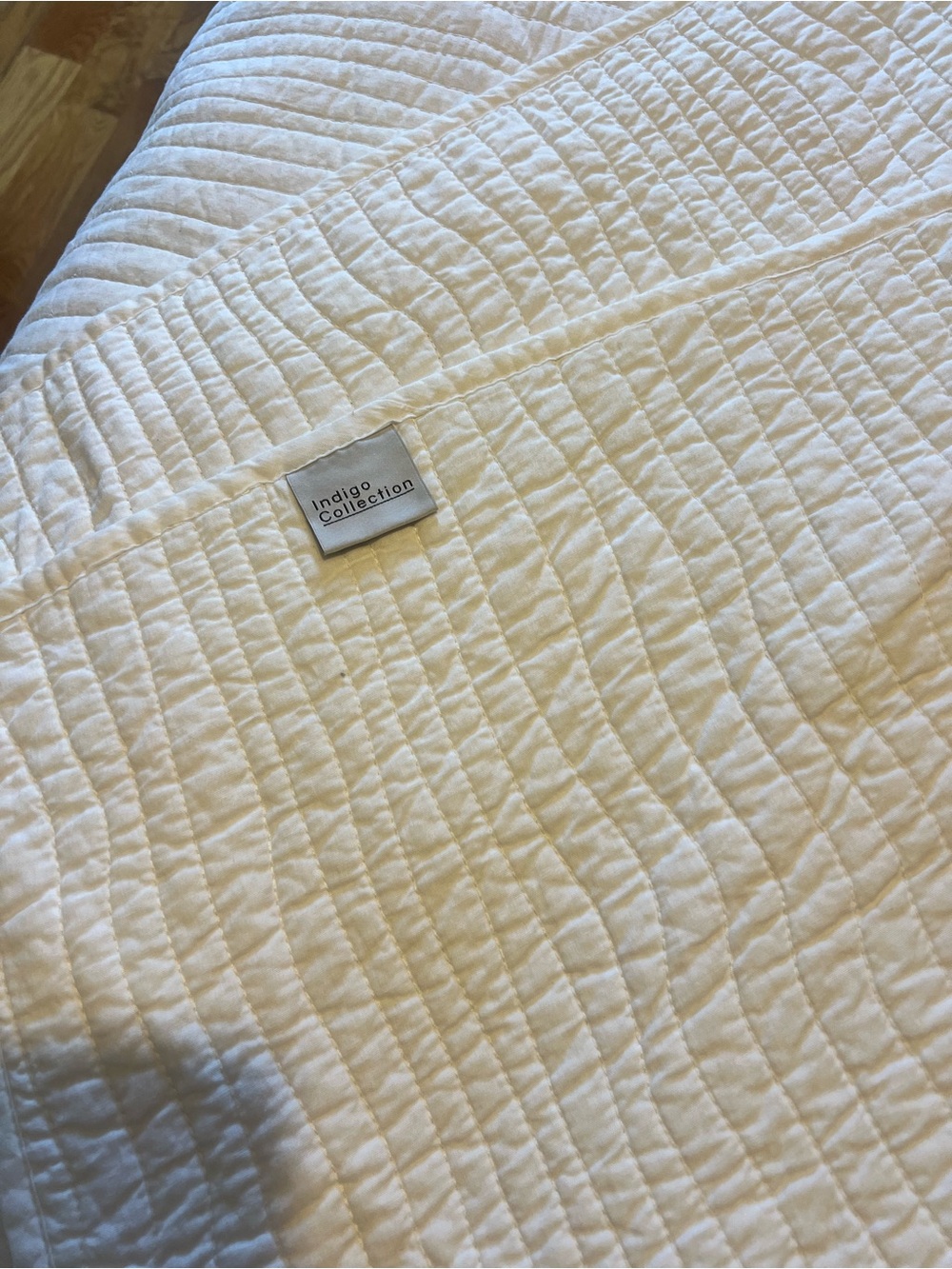 Indigo Collection White Quilted Coverlet king with two pillow cases 100% cotton